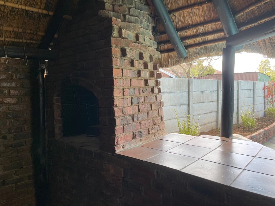 4 Bedroom Property for Sale in Riebeeckstad Free State